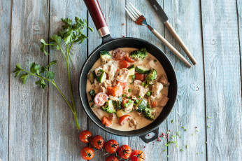 Картинка еда вторые+блюда мясо цукини соус