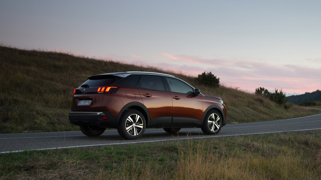 Обои картинки фото peugeot 3008 2017, автомобили, peugeot, 2017, 3008