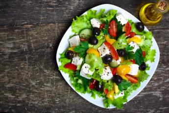 Картинка еда салаты +закуски помидоры сыр салат маслины масло