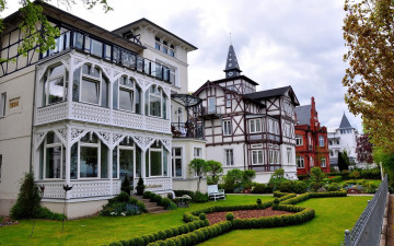 Картинка города -+здания +дома жилой дом