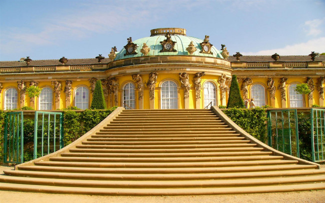 Обои картинки фото sanssouci palace in potsdam germany, города, - дворцы,  замки,  крепости, sanssouci, palace, in, potsdam, germany