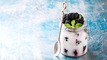 Картинка еда мороженое +десерты мята ежевика десерт