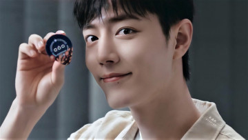 Картинка мужчины xiao+zhan актер лицо пакетик