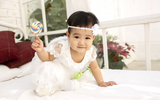 Обои картинки фото разное, дети, девочка, леденец