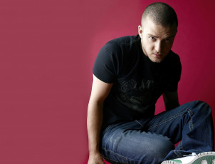 Картинка мужчины justin+timberlake актер певец футболка джинсы