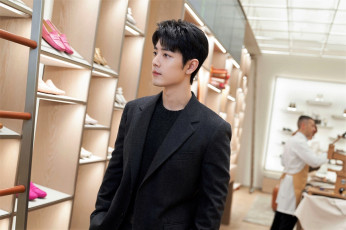 Картинка мужчины xiao+zhan актер пиджак полки обувь люди