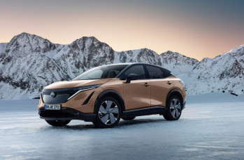 Картинка автомобили nissan datsun