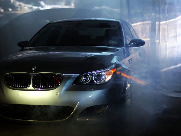 Обои картинки фото bmw e60, автомобили, фрагменты автомобиля, серебристый, свет