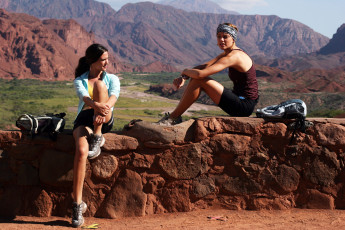 Картинка and soon the darkness кино фильмы amber heard odette annable