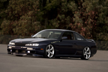 Картинка автомобили nissan datsun