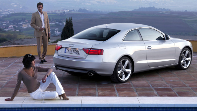 Обои картинки фото audi, s5, автомобили, авто, девушками, ag, концерн, volkswagen, group, германия, легковые