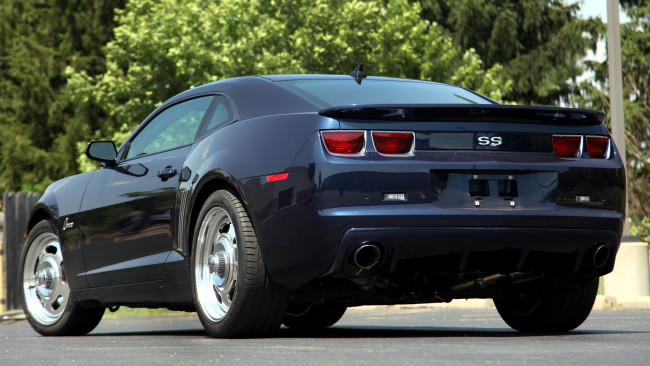 Обои картинки фото chevrolet, camaro, автомобили, gm, division, культовый, легковой, автомобиль, сша