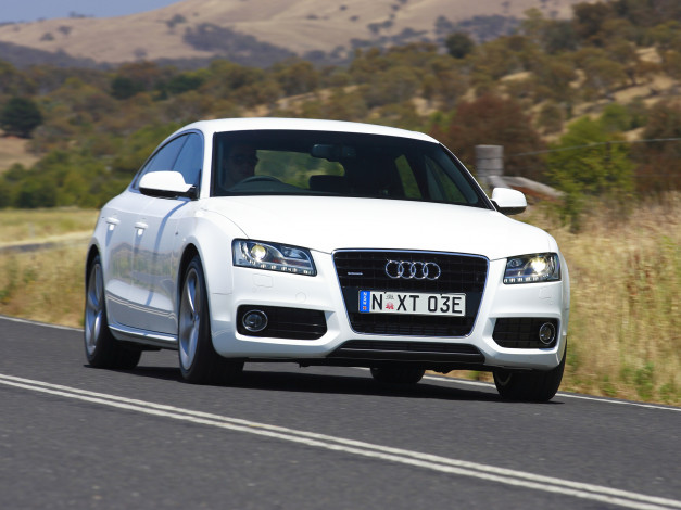 Обои картинки фото автомобили, audi, 3-0, sportback, au-spec, светлый, s-line, quattro, a5, tdi