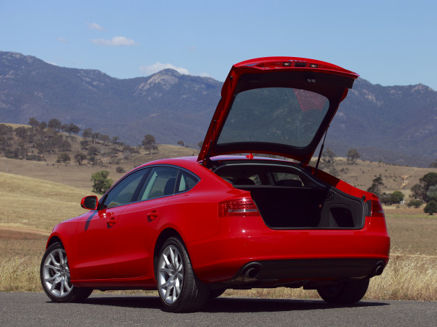 Обои картинки фото автомобили, audi, красный, au-spec, quattro, sportback, 2-0t, a5