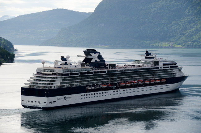 Обои картинки фото celebrity infinity, корабли, лайнеры, лайнер, круиз