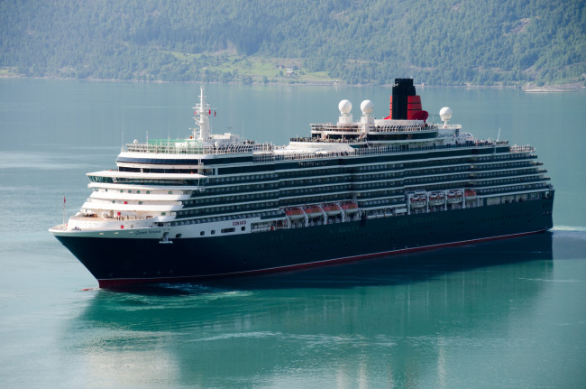 Обои картинки фото queen victoria, корабли, лайнеры, лайнер, круиз