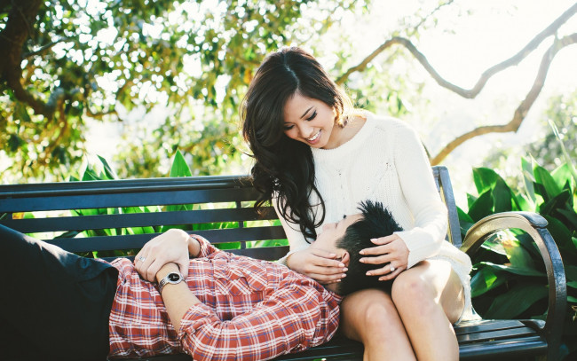 Обои картинки фото разное, мужчина женщина, азиаты, парень, девушка, лежит, влюбленные