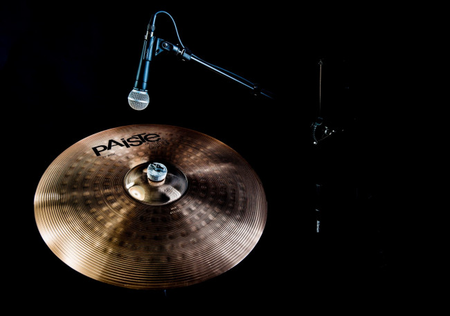 Обои картинки фото музыка, -музыкальные инструменты, микрофон, тарелка