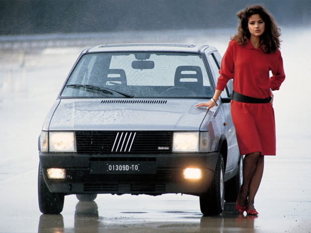 Обои картинки фото автомобили, -авто с девушками, fiat