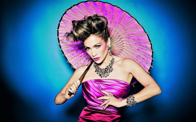 Обои картинки фото девушки, jennifer lopez, актриса, певица, шатенка, зонт, украшения