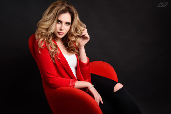 Картинка сексуальная+девушка девушки -+брюнетки +шатенки девушка женщина шатенка темноволосая сексуальная модель звезда позирует разная обувь верхняя стильная одежда нижнее эротическое бельё трусы лифчик колготки чулки аксессуары макияж и множество элементов на фотографии