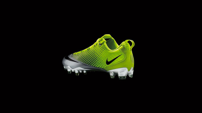 Обои картинки фото бренды, nike, фон, чёрный, кросовки, зеленый