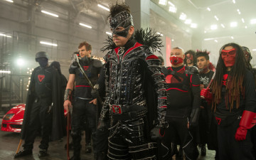 Картинка кино фильмы kick ass пипец 2