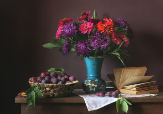 Картинка еда персики +сливы +абрикосы книга сливы цинния астры