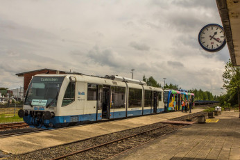 Картинка техника поезда платформа поезд