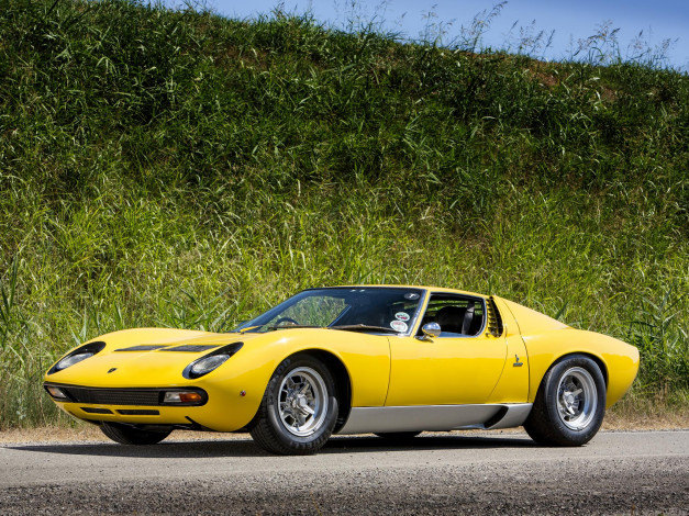 Обои картинки фото автомобили, lamborghini, sv, uk-spec, p400, miura, желтый