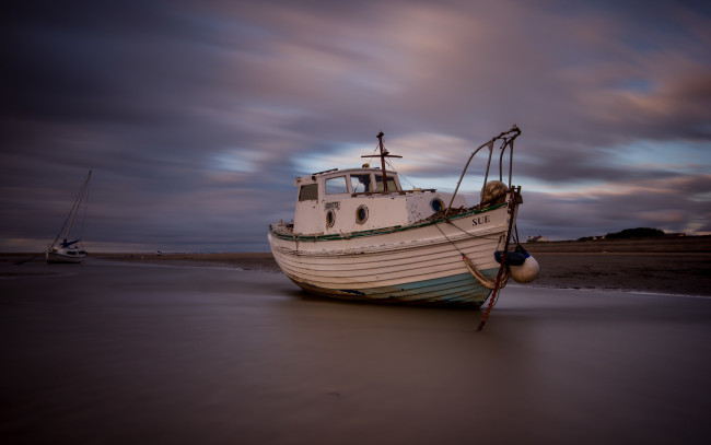 Обои картинки фото корабли, баркасы ,  буксиры, пейзаж, ночь, корабль