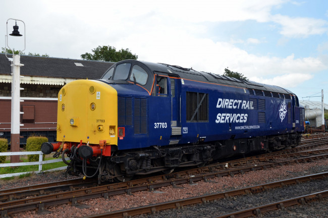 Обои картинки фото техника, локомотивы, локомотив, рельсы, дорога, железная