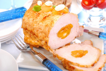 Картинка еда мясные+блюда куриный рулет курага блюдо мясо