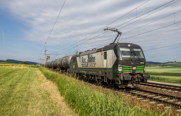 Картинка техника электровозы состав локомотив