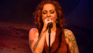 Картинка музыка -+другое микрофон тату певица