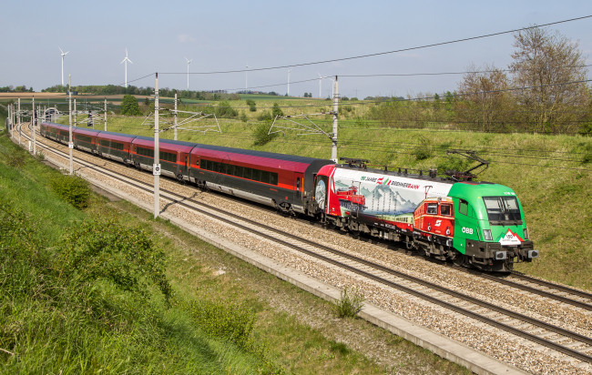 Обои картинки фото техника, электровозы, локомотив, состав