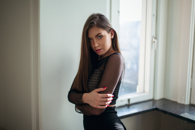 Обои картинки фото девушка, девушки, -unsort , брюнетки, темноволосые, модель