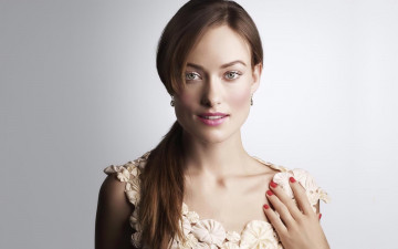 Картинка девушки olivia+wilde шатенка лицо платье