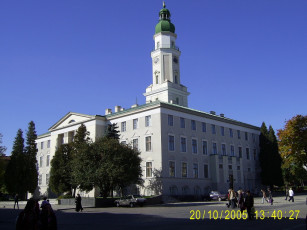 Картинка города здания дома