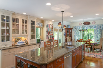 Картинка интерьер кухня стол мебель