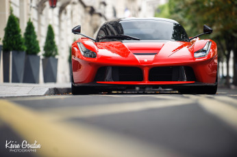 Картинка автомобили ferrari город red v12 f70 laferrari