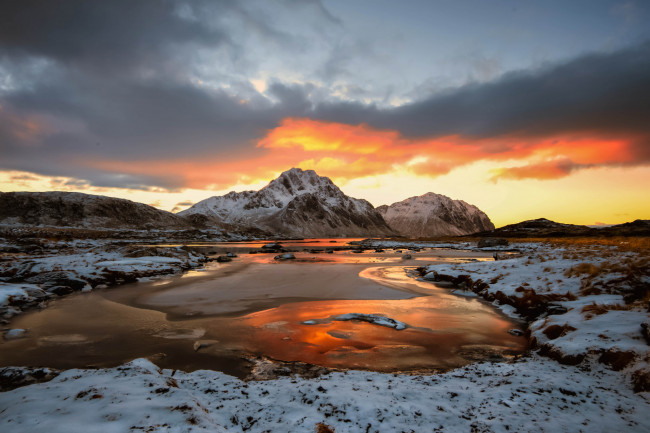 Обои картинки фото природа, восходы, закаты, зарево, река, горы