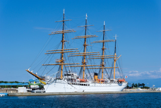 Обои картинки фото корабли, парусники, море, парусник, берег