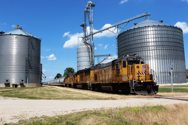 Обои картинки фото техника, поезда, локомотив, рельсы, дорога, состав, железная