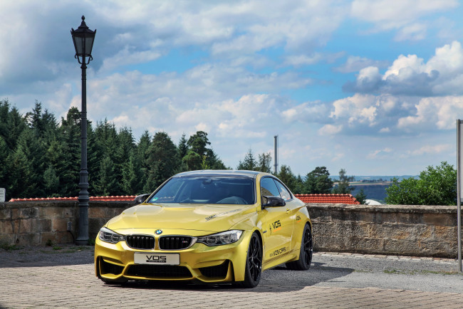 Обои картинки фото автомобили, bmw, vos, m4, coupе, f82, 2015г, желтый