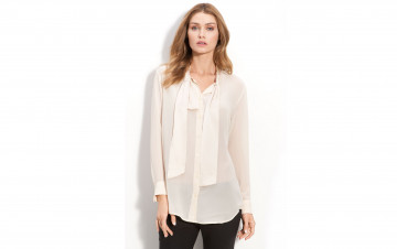 Картинка девушки sarah+mutch блузка блондинка модель