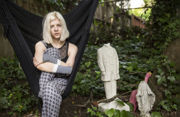 Картинка aurora+aksnes музыка певица