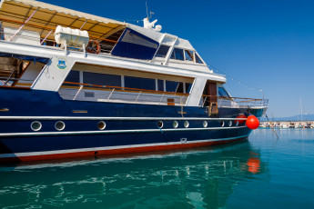 Картинка корабли теплоходы туристический теплоход