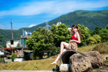 Картинка девушки -+азиатки азиатка поза шляпа