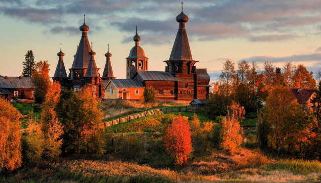 Обои картинки фото города, - православные церкви,  монастыри, церковь, монастырь, деревья, осень